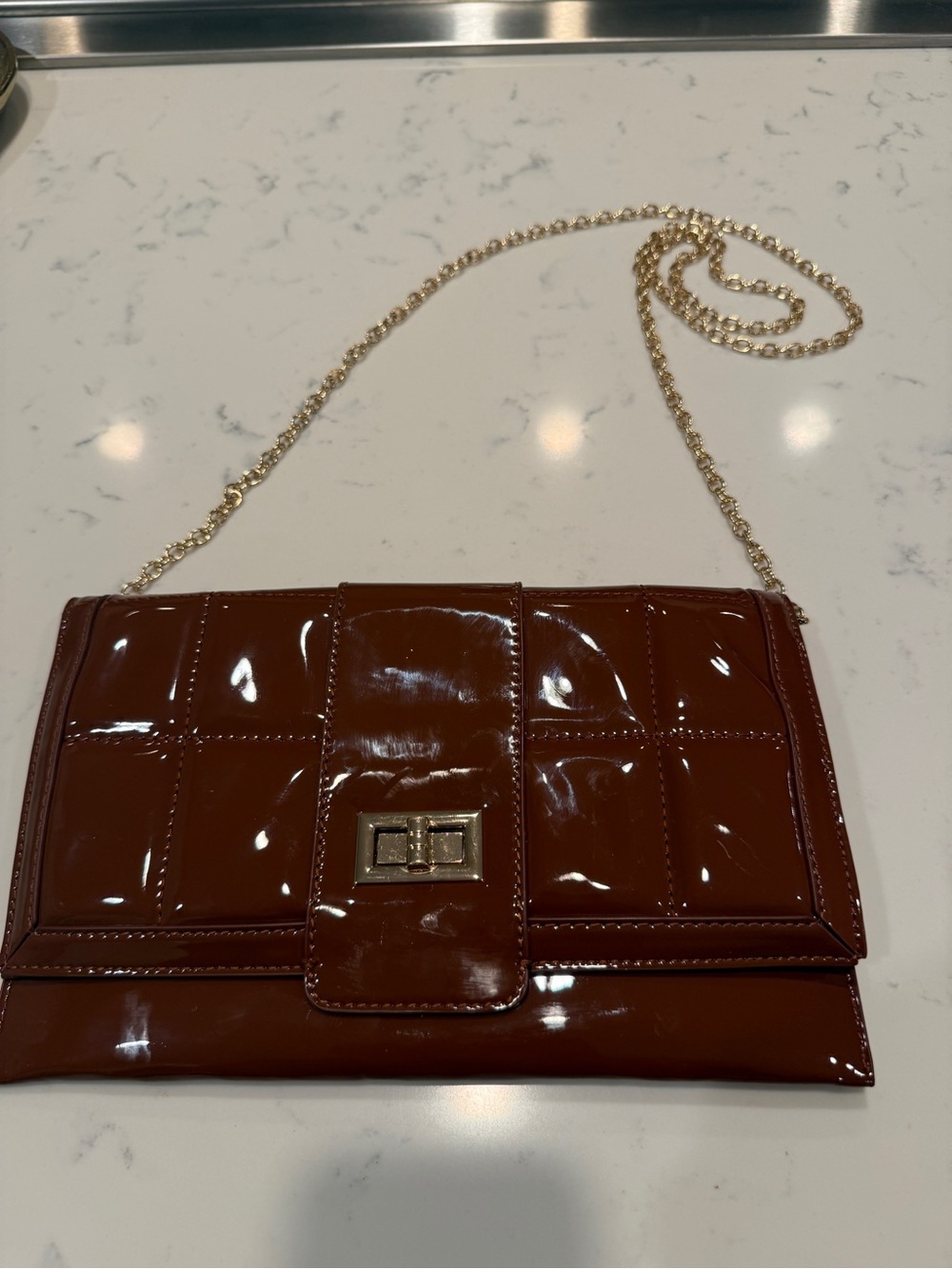 LIKE DREAMS BROWN COGNAC FAUX PATENT LEATHER CLUTCH EVENING PURSE GOLD CHAIN - Picture 4 of 13